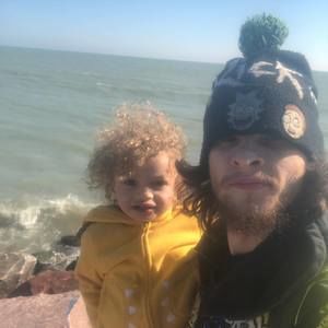 Meet your Posher, Leo